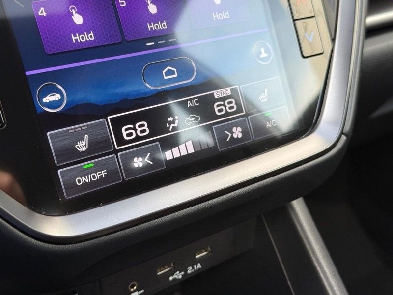 Used 2023 Ice Silver Metallic Subaru Premium image 29
