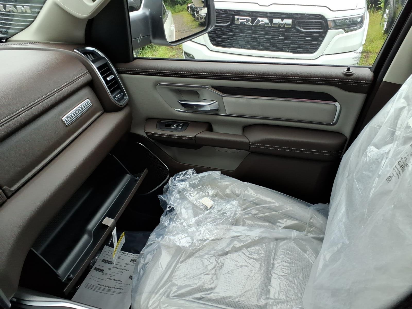 New 2026 Bright White Clear-Coat Exterior Paint RAM Laramie image 13