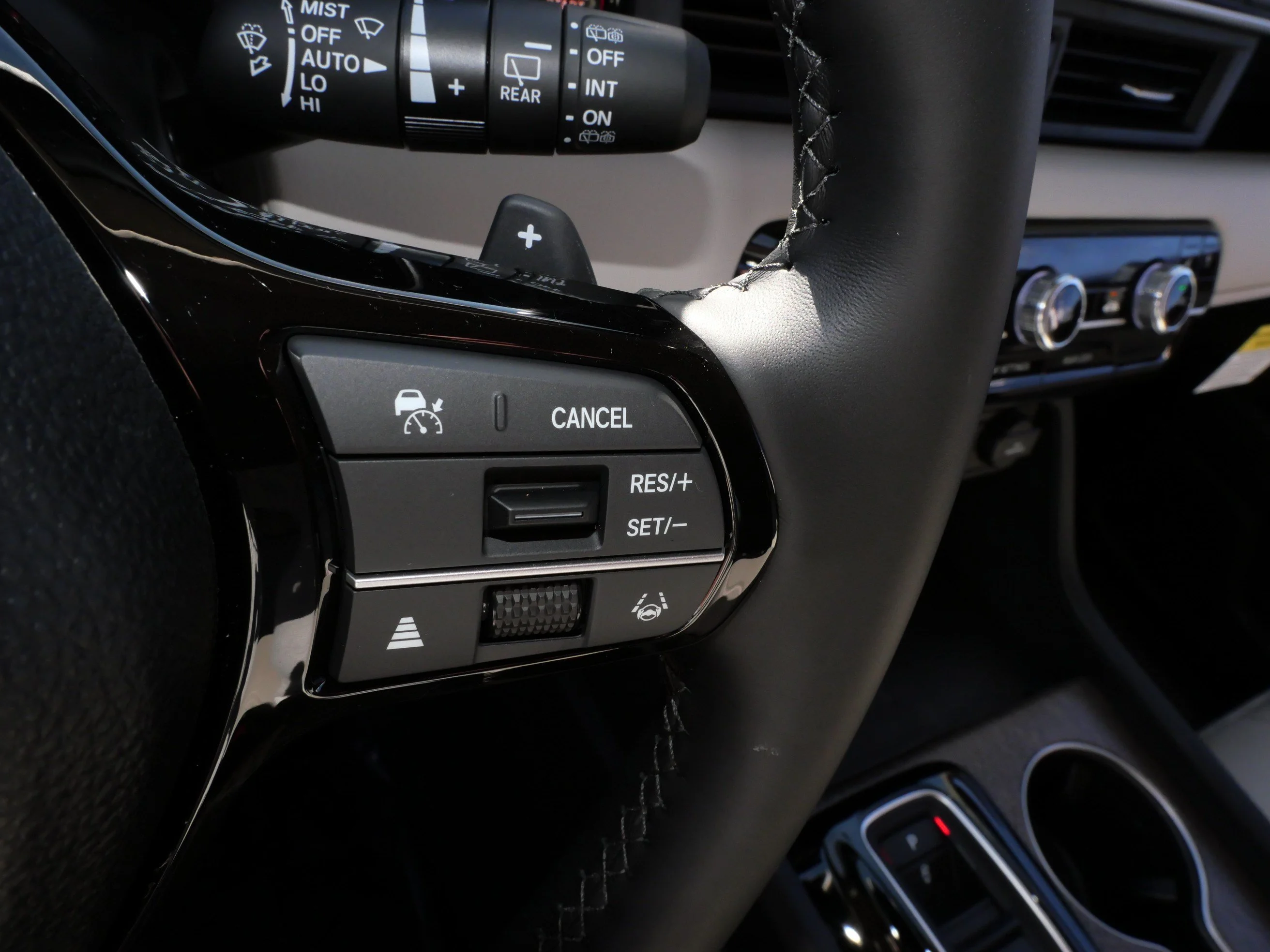 2026 Honda Pilot Elite - Photo 64