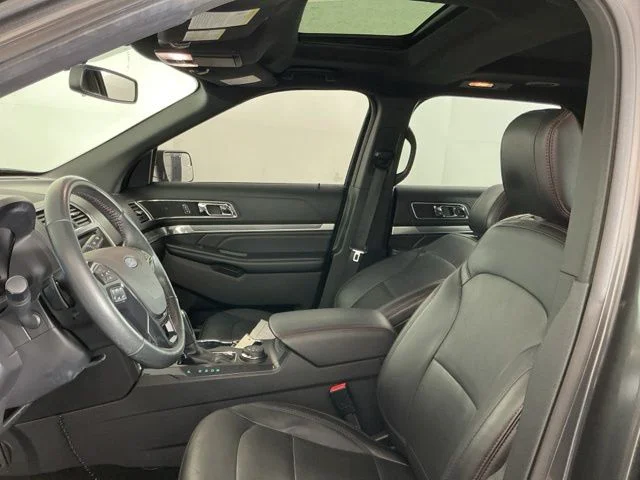 Used 2018 Gray Ford Sport image 15