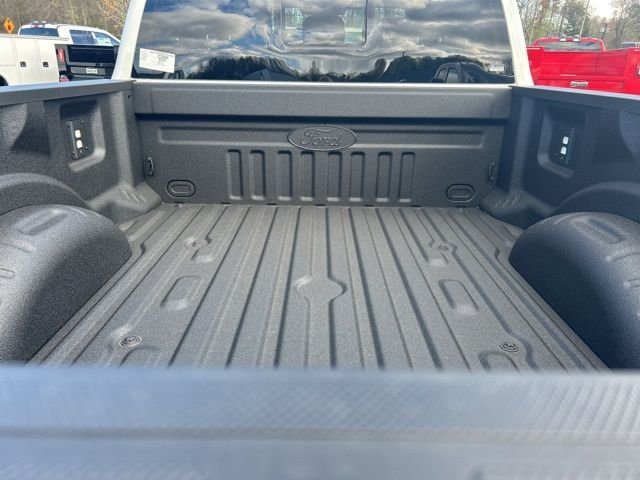 New 2026 Star White Metallic Tri-Coat Ford F-350® King Ranch® image 7