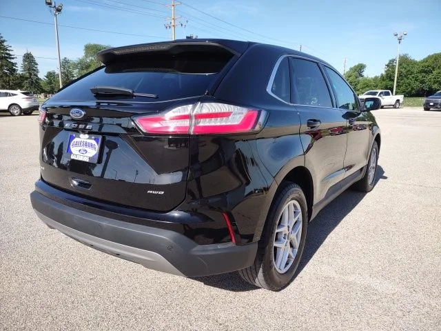 Certified Used 2023 Black Metallic Ford SEL image 5
