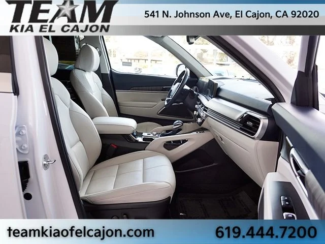 Certified Used 2024 White Kia EX FWD image 11