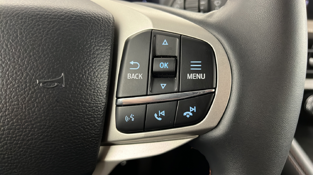 2025 Ford Explorer Active - Photo 27