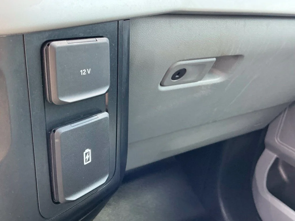 Used 2022 White Ford XL image 34