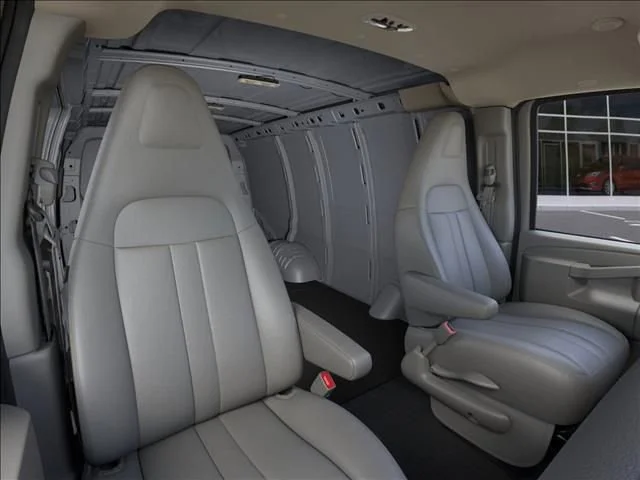 New 2026 Summit White GMC Work Van image 16