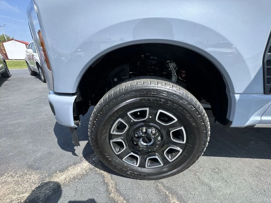 Used 2026 Gray Ford Platinum image 10