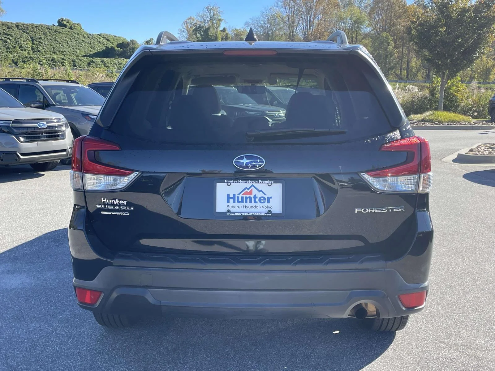 Used 2019 Crystal Black Silica Subaru Premium image 30