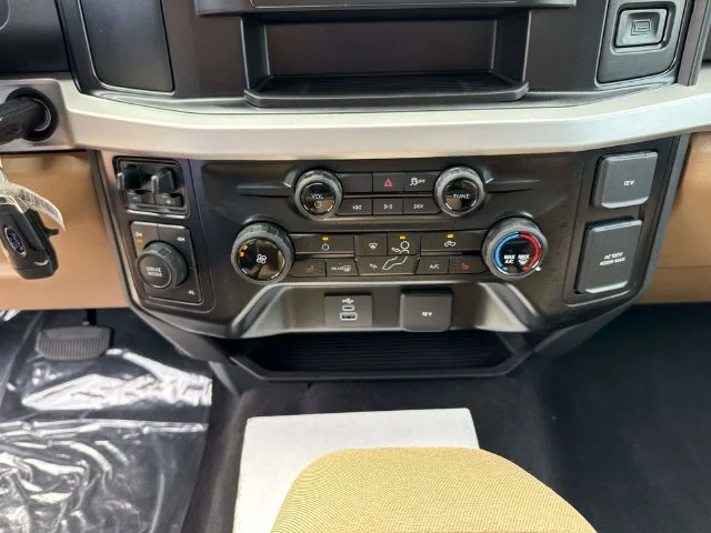 New 2026 Oxford White Ford F-350® XLT image 53
