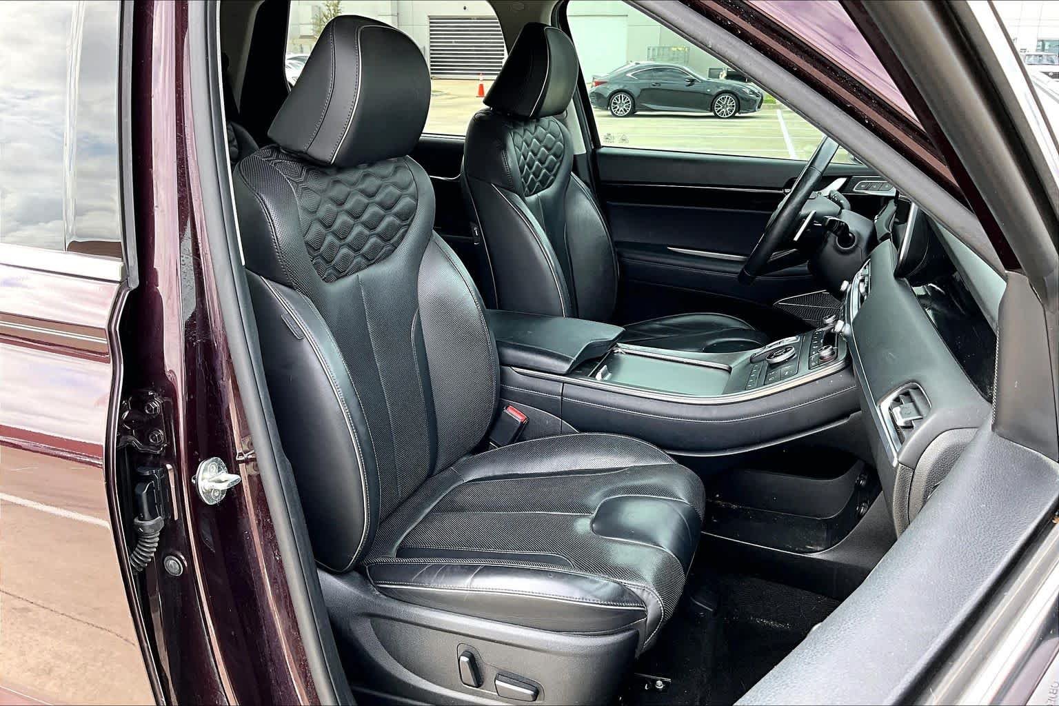 Used 2021 Sierra Burgundy Hyundai Limited image 14