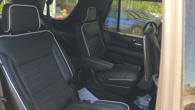 2025 GMC Yukon AT4 Ultimate - Photo 22