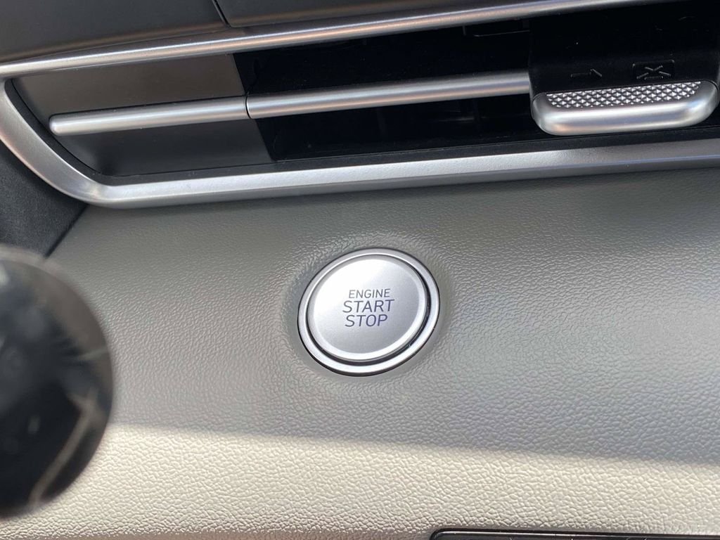 Certified Used 2025 Gray Hyundai SEL Sport image 27