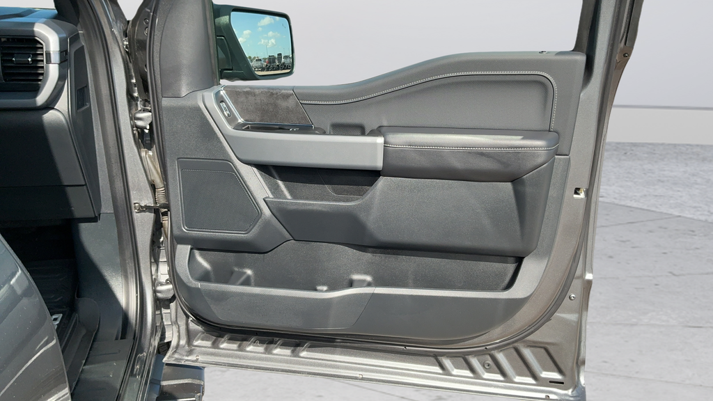 Used 2025 Carbonized Gray Metallic Ford XLT image 22