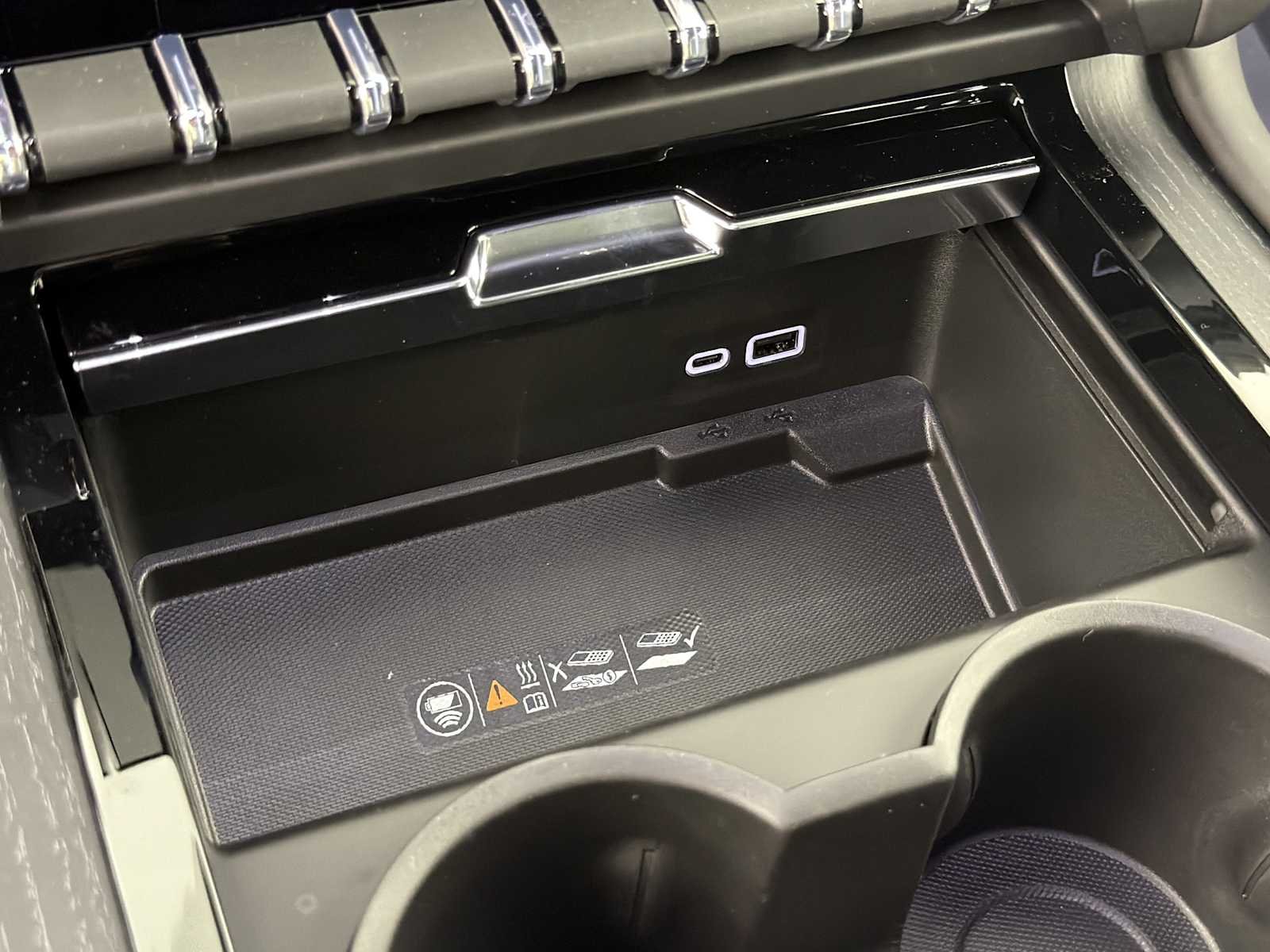 2026 GMC Yukon XL AT4 Ultimate - Photo 34
