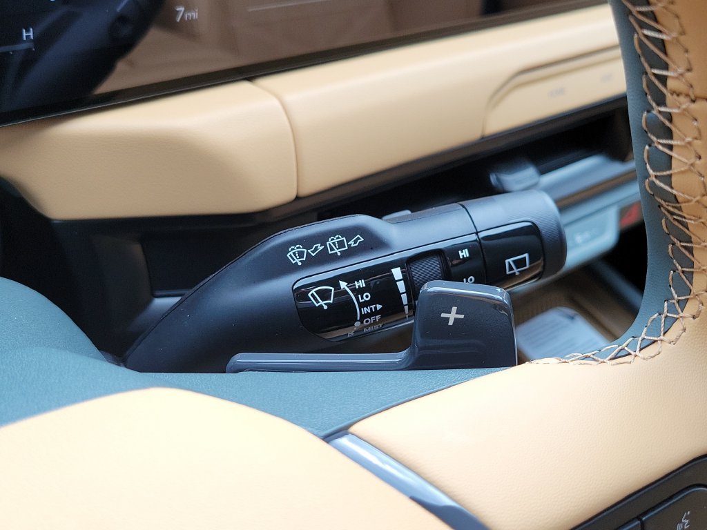 New 2027 Ebony Black Kia X-LINE SX image 32