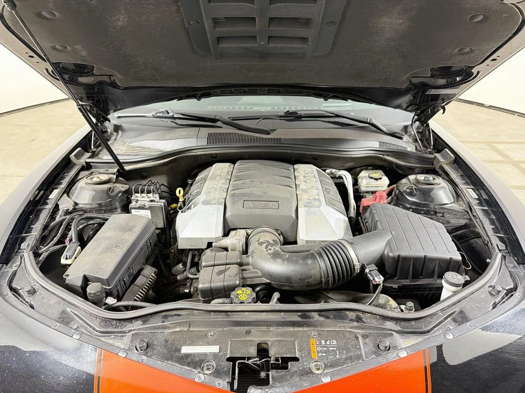 Used 2014 Black Chevrolet SS image 26