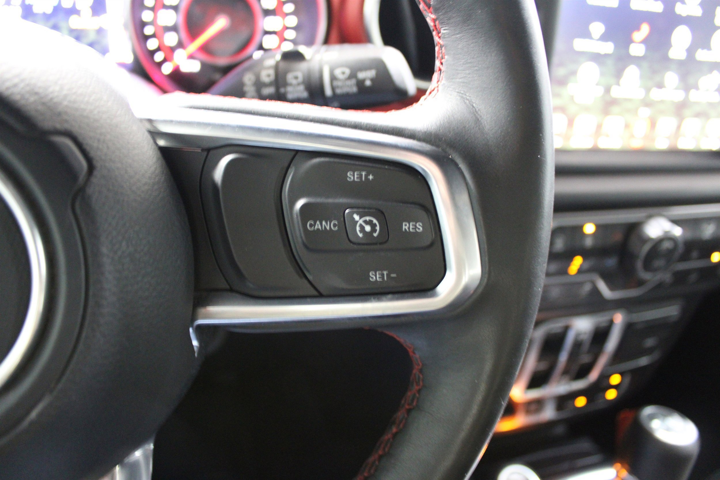 Used 2018 Firecracker Red Clearcoat Jeep Rubicon image 11