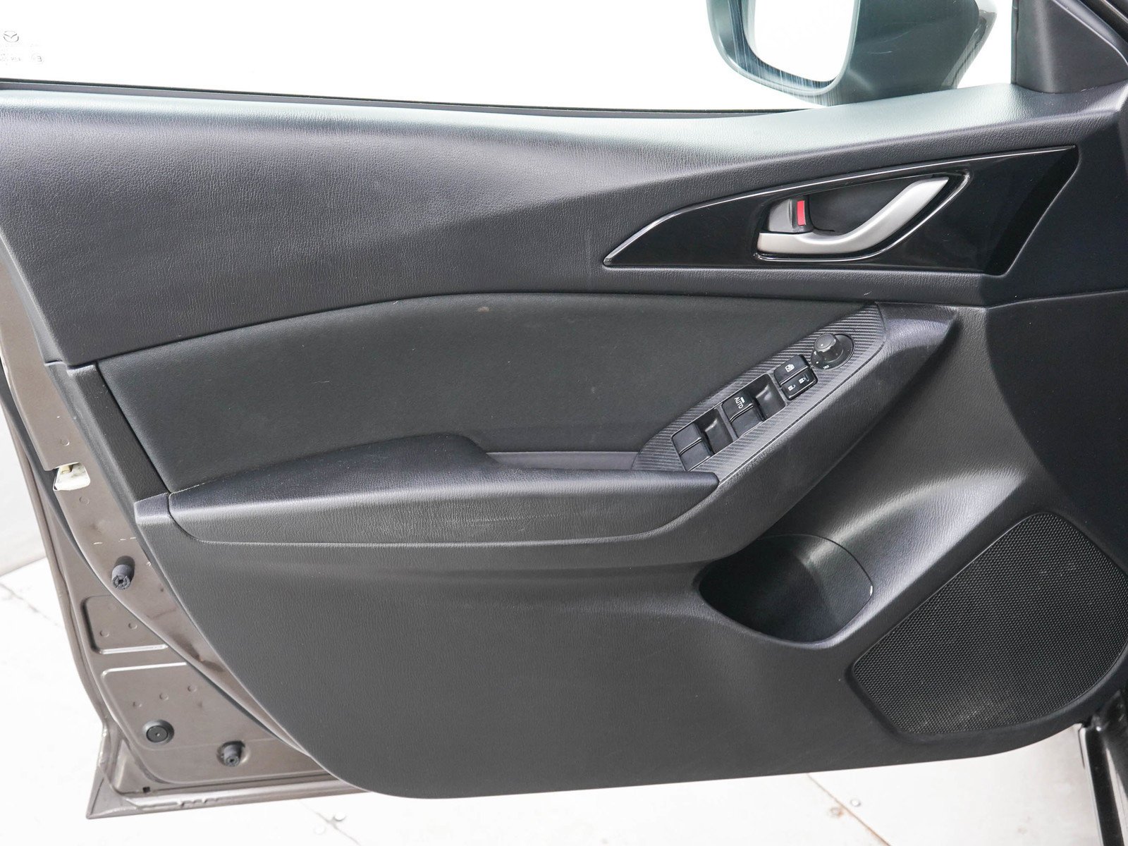 Used 2015 Titanium Flash Mica Mazda i Touring image 19