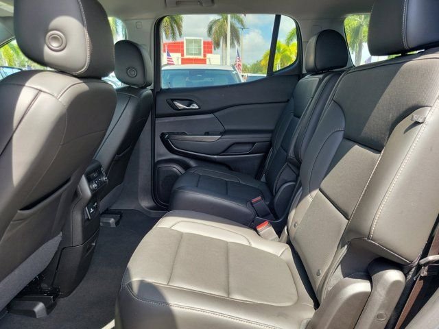 2023 GMC Acadia SLT - Photo 8