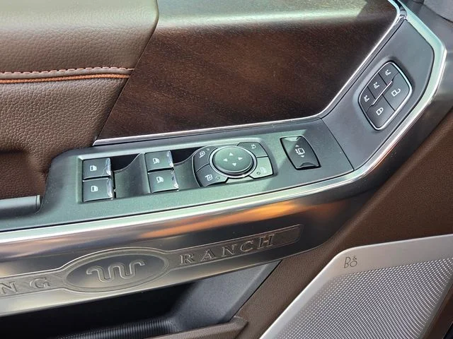 New 2026 Glacier Gray Metallic Tri-Coat Ford King Ranch image 30