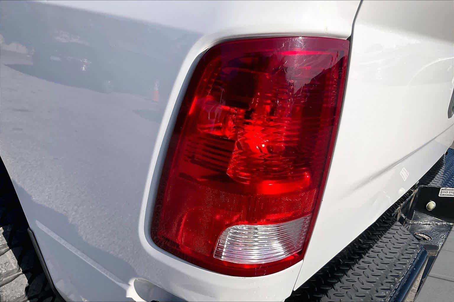 Used 2016 Bright White Clearcoat Ram Tradesman image 28