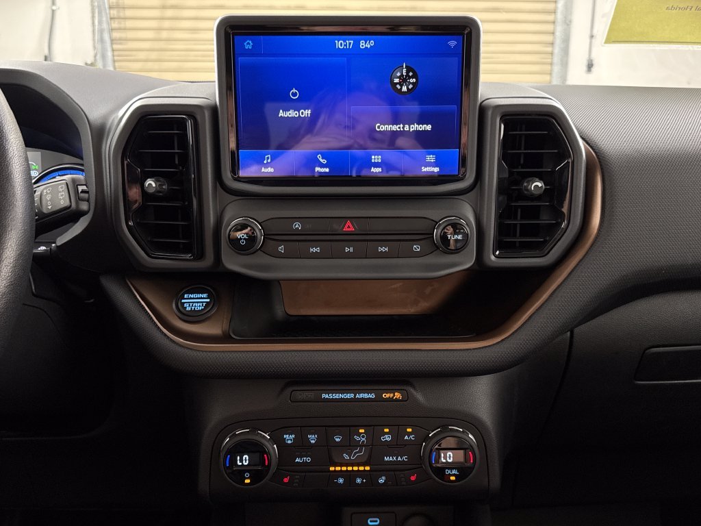 Used 2021  Ford Outer Banks image 19