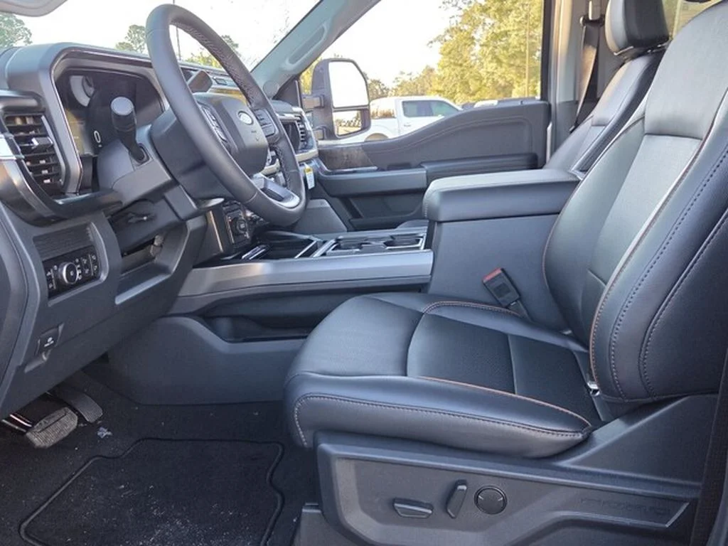 New 2027 Iconic Silver Metallic Ford F-350® Lariat® image 6