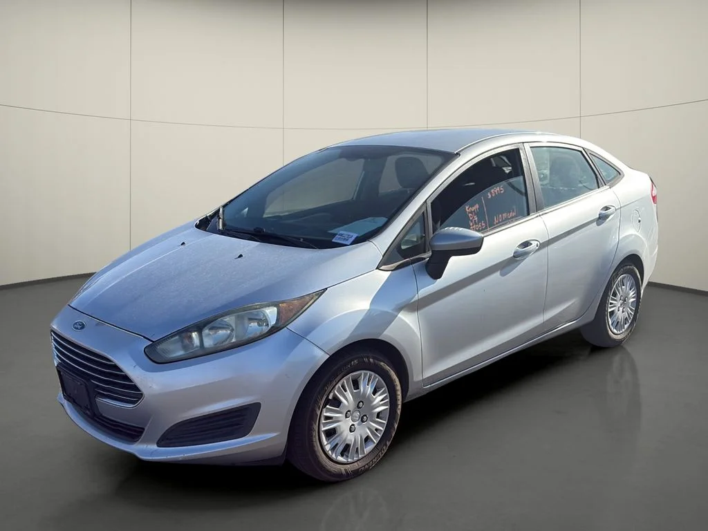 Used 2015 Silver Ford S image 3