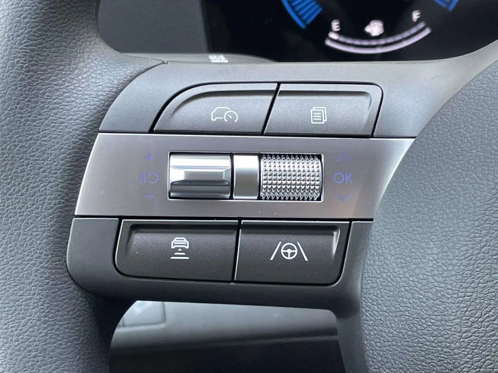 New 2026 Gray Hyundai SE image 19