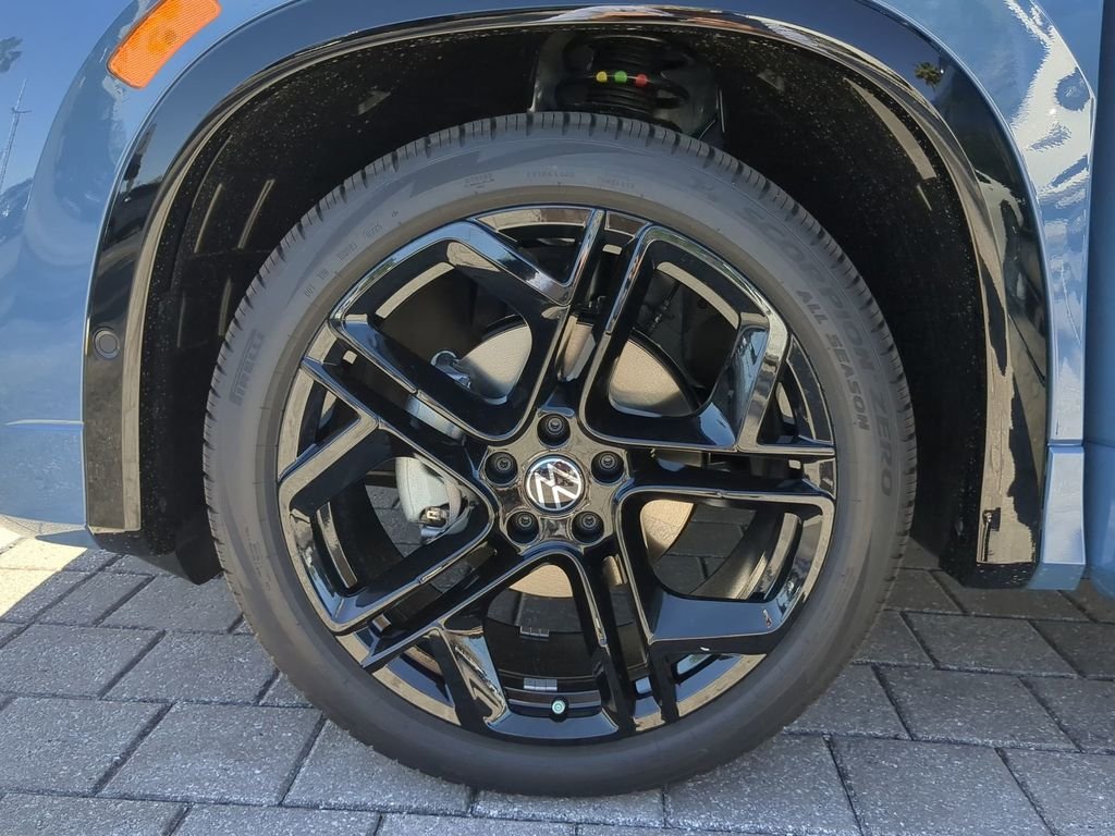 New 2026 Blue Volkswagen 2.0T SE R-Line Black image 33