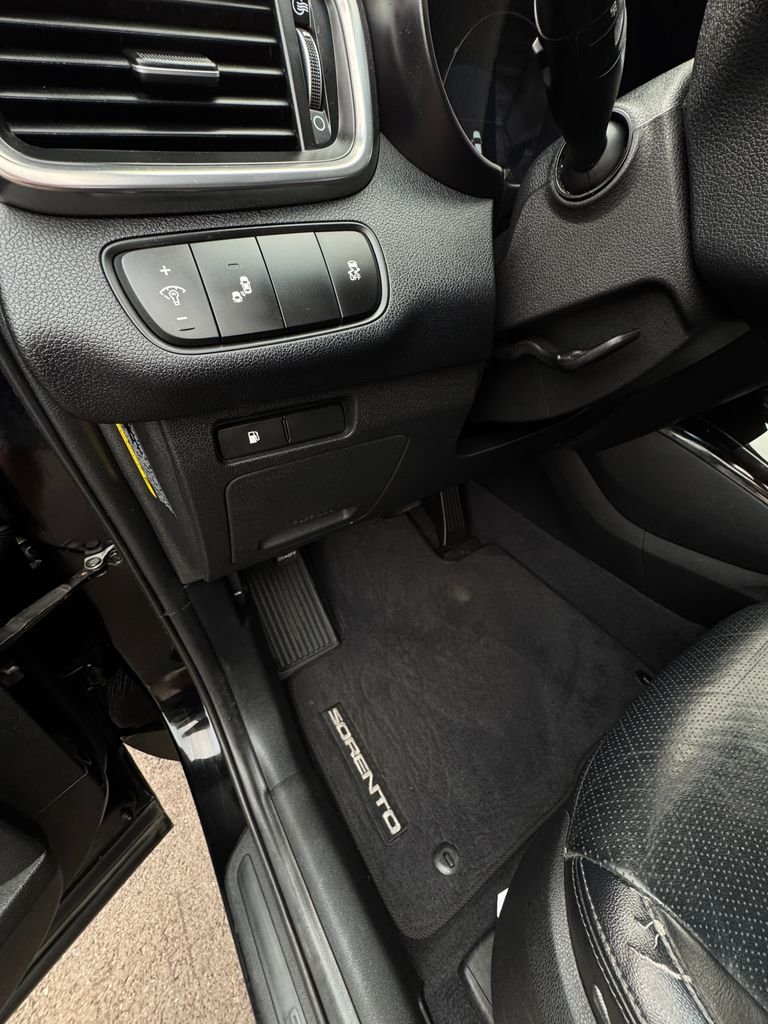 Used 2017 Ebony Black Kia EX image 16
