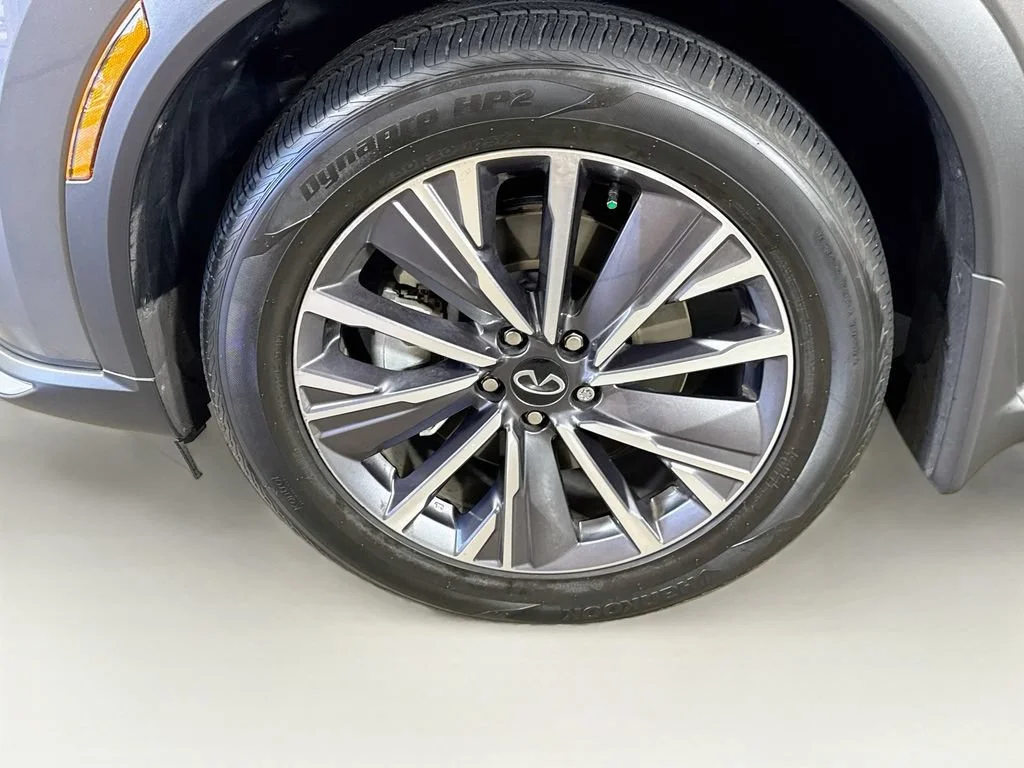 Certified Used 2027 Gray INFINITI LUXE image 45