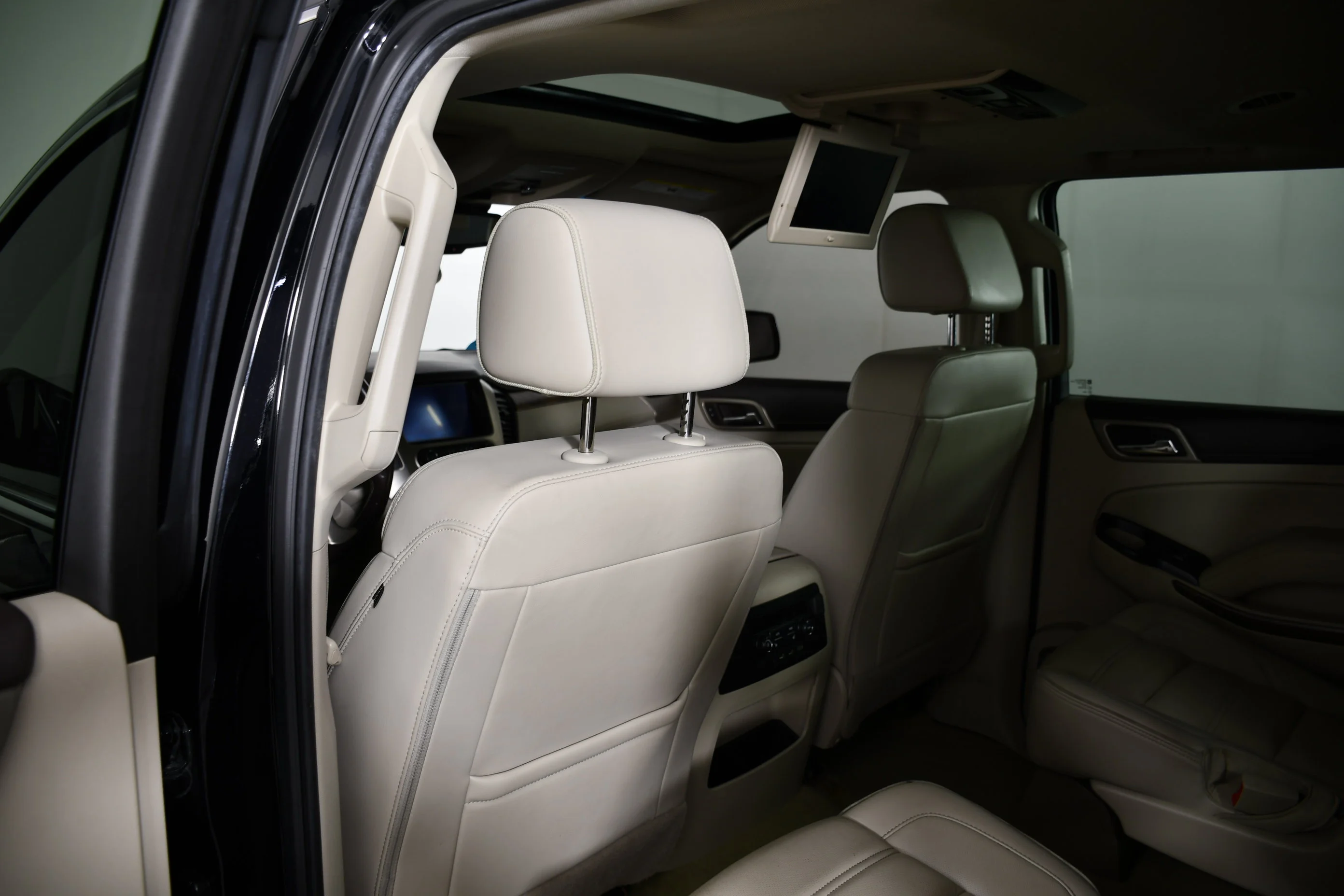 Used 2018 Onyx Black GMC Denali image 50