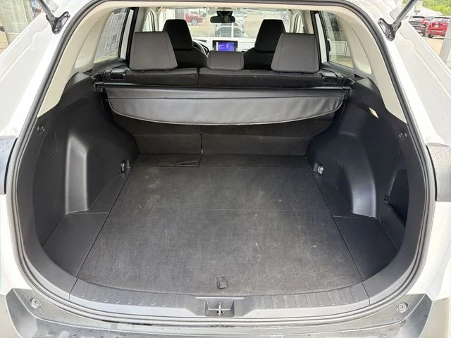 Used 2025 White Toyota XLE image 25