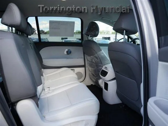 2026 Hyundai IONIQ 9 SEL - Photo 11