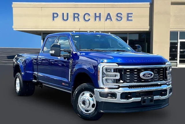 2026 Ford Super Duty F-350® Lariat®