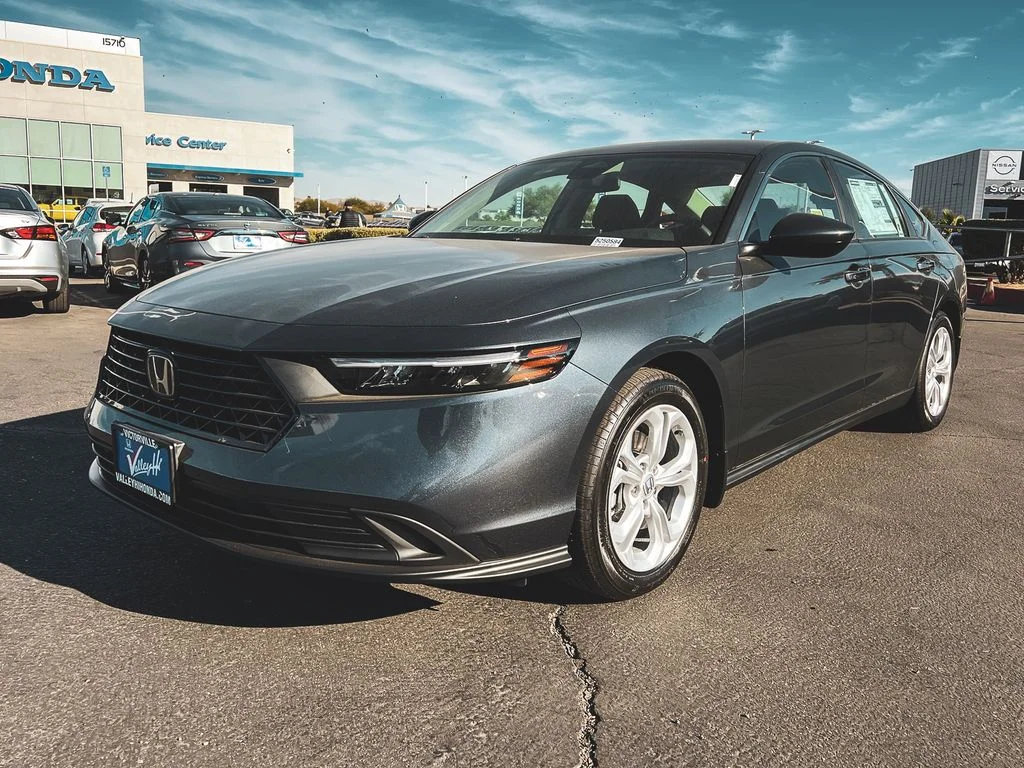 New 2026 Meteorite Gray Metallic Honda LX image 7