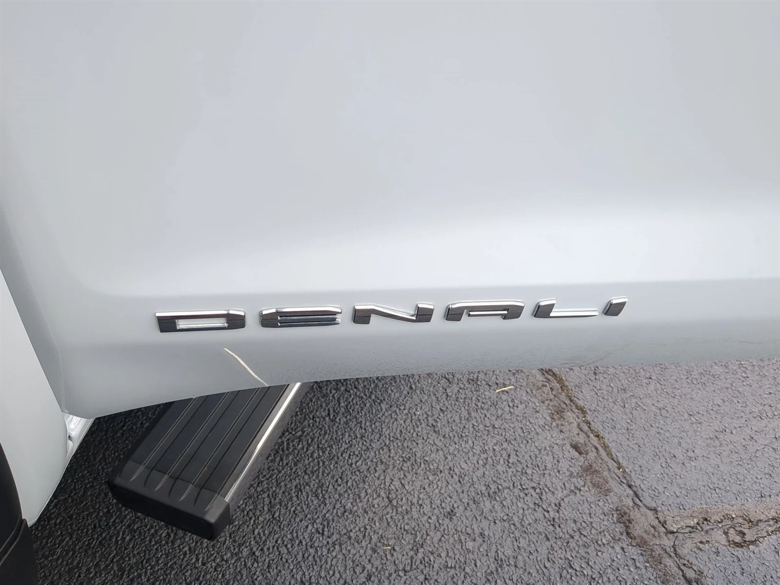New 2026 Glacier White Tricoat GMC Denali image 57