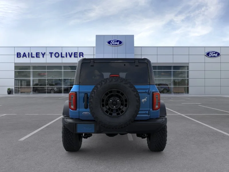 New 2026 Velocity Blue Metallic Ford Badlands® image 30