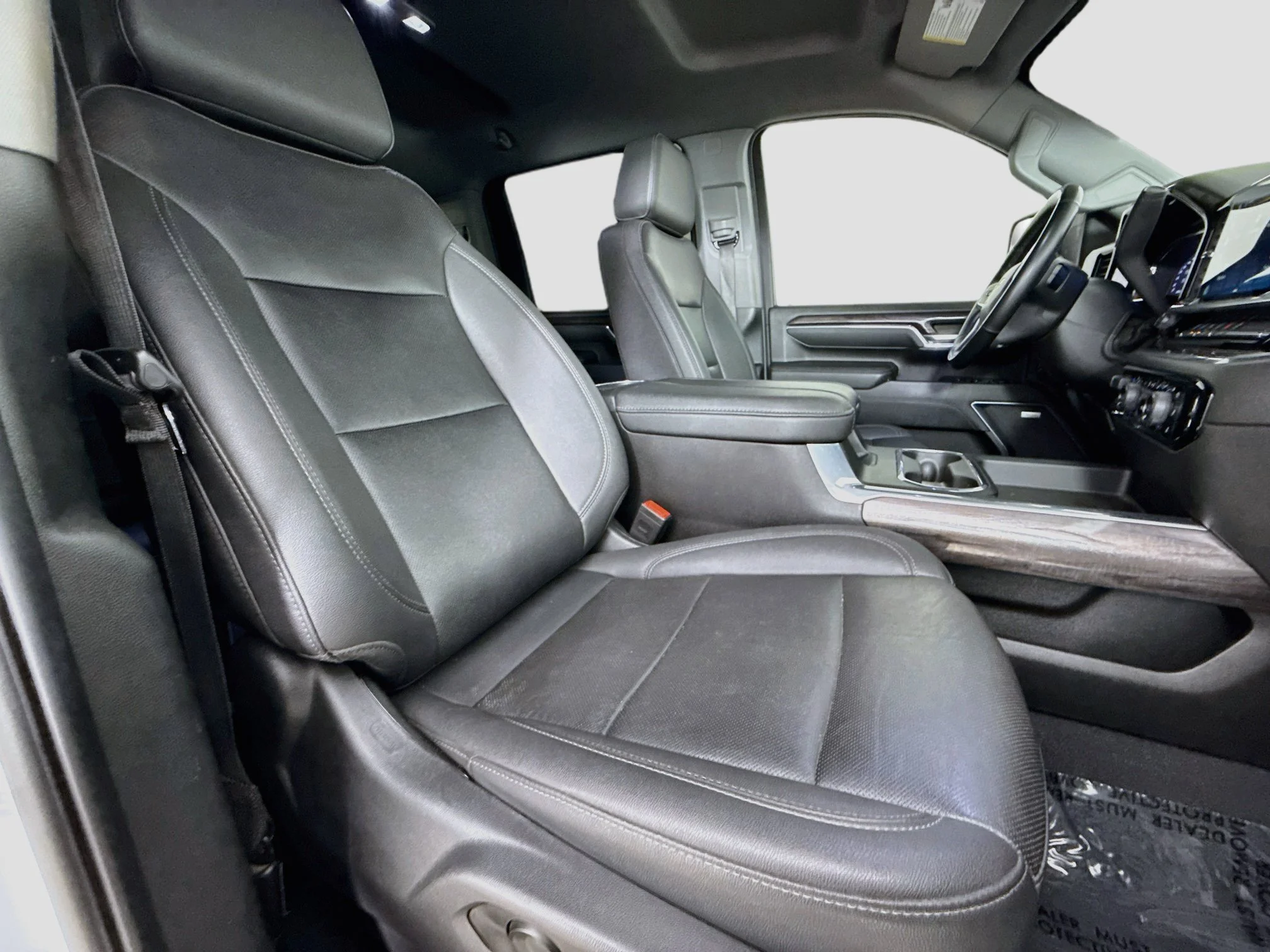 Used 2024 Summit White Chevrolet LTZ DRW image 30