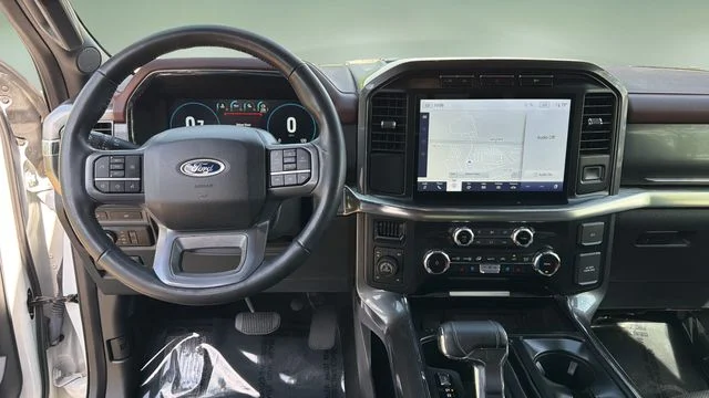 Used 2023 White Ford Lariat image 12