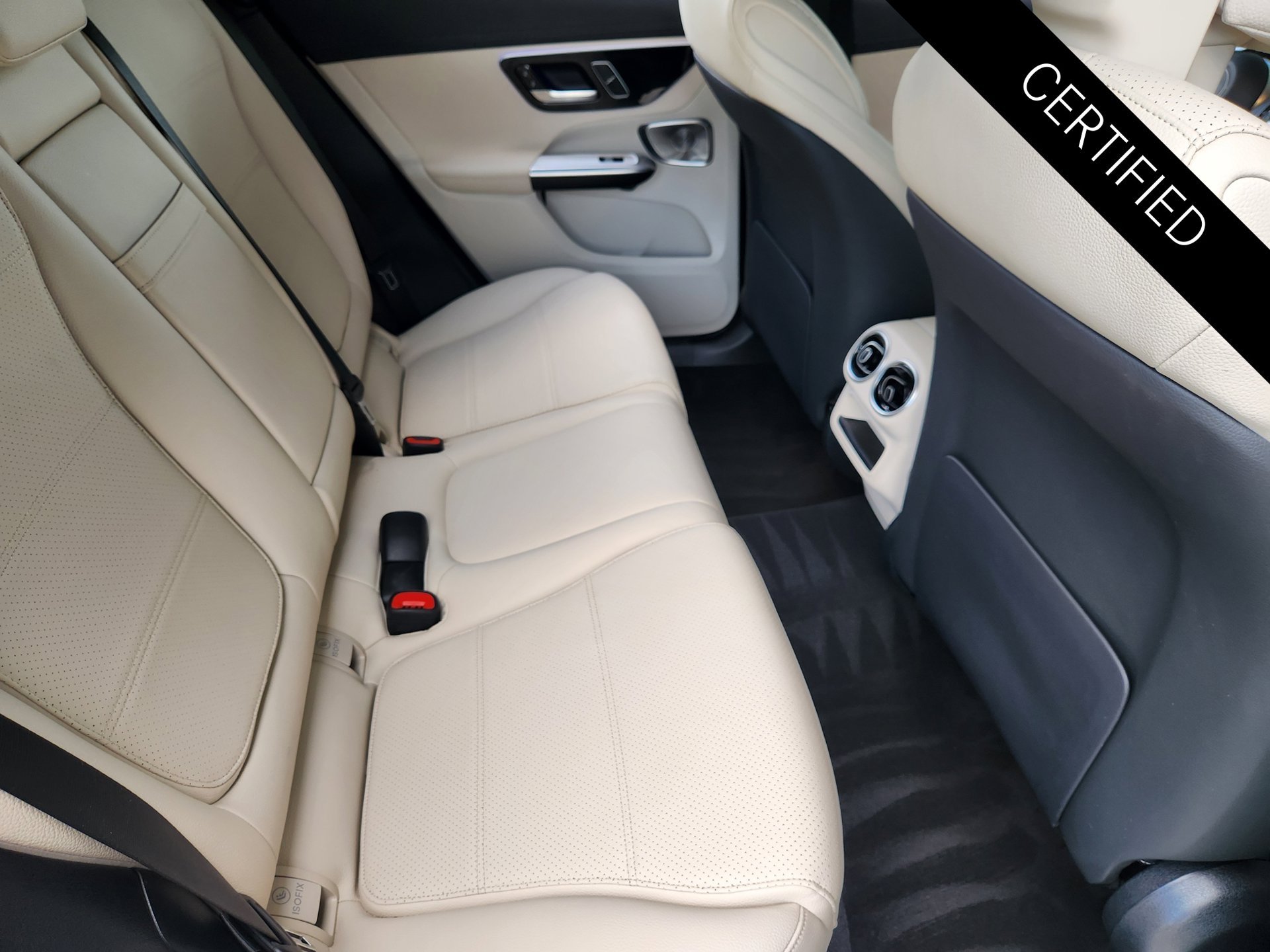 Certified Used 2024 MANUFAKTUR Moonlight White Metallic Mercedes-Benz GLC 300 image 31