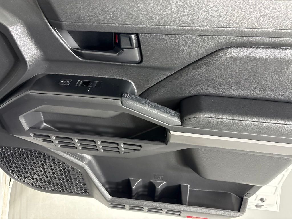Used 2025 White Toyota SR5 image 16