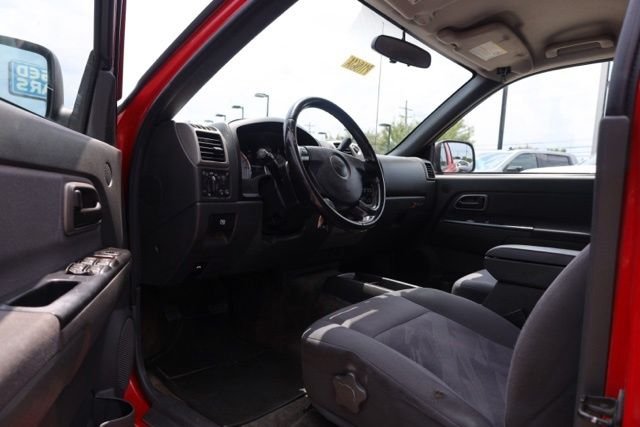Used 2005 Red Chevrolet LS image 17