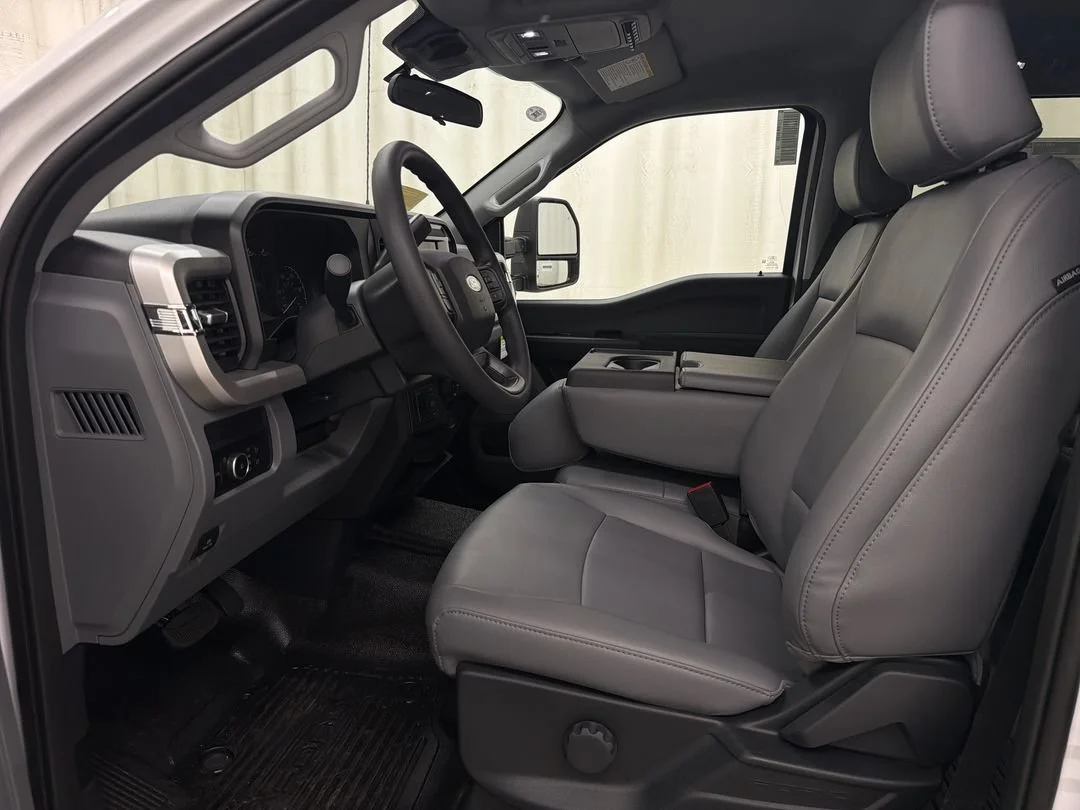 New 2026 Oxford White Ford F-250® XL image 13