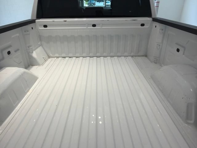 2023 Chevrolet Silverado 1500 LT - Photo 9
