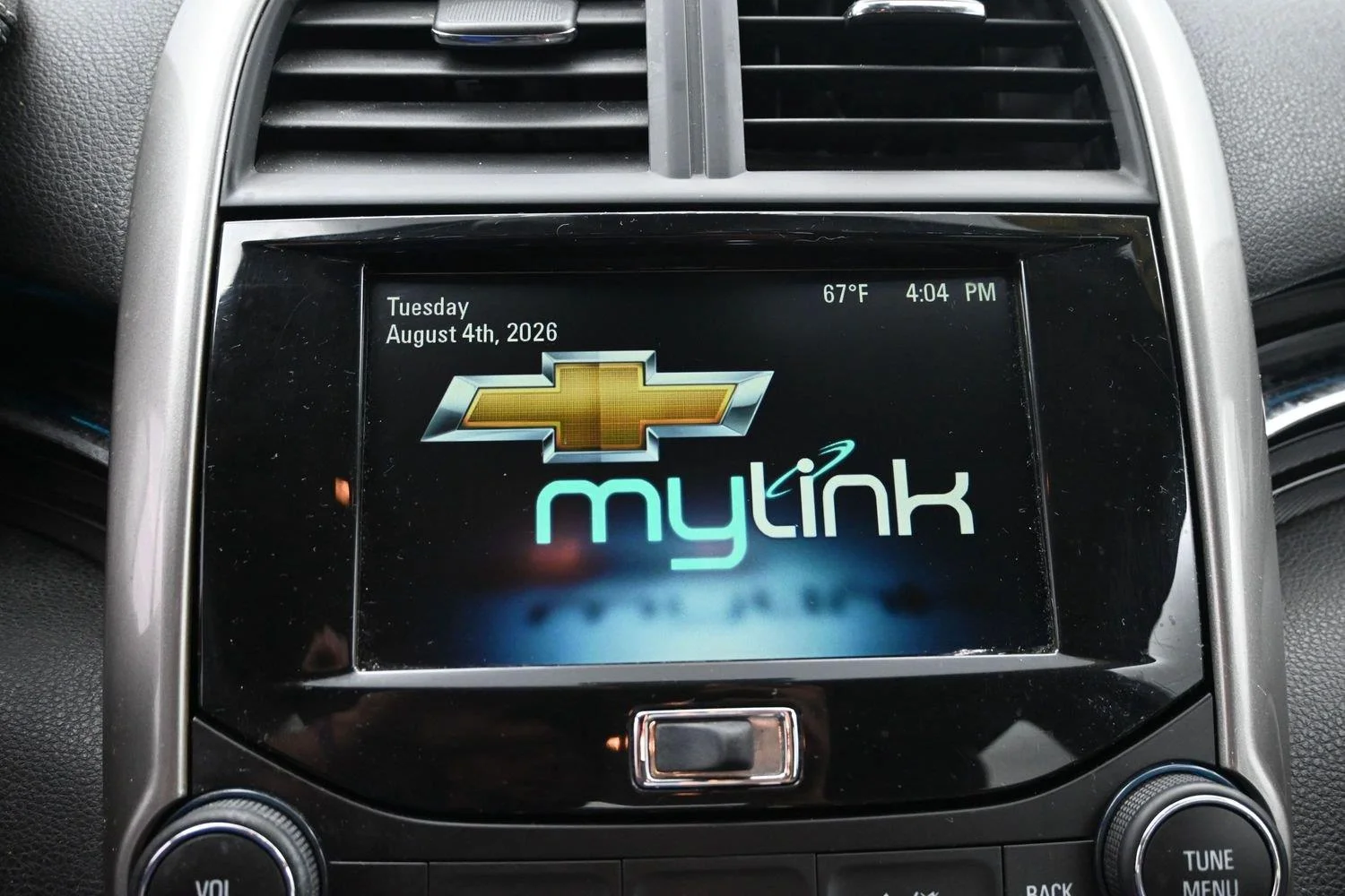 Used 2015 ASHEN GRAY METALLIC Chevrolet LT image 20