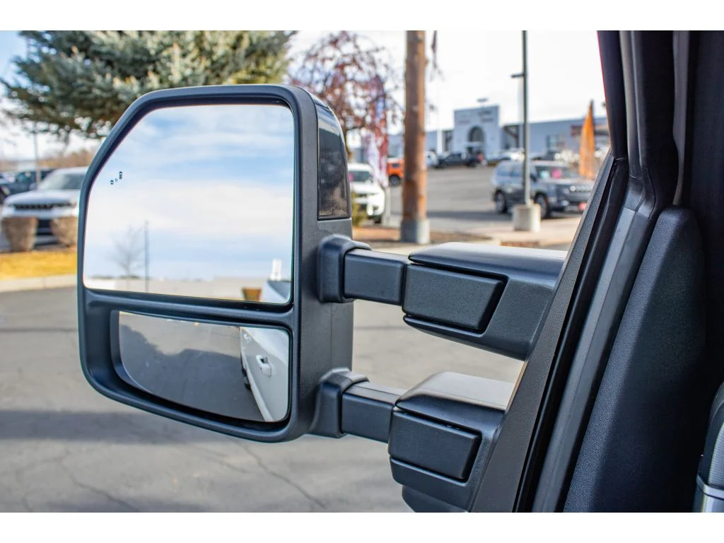 New 2026 Star White Metallic Tri-Coat Ford F-350® Platinum® image 18