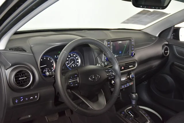 Used 2021 Black Hyundai Ultimate image 26