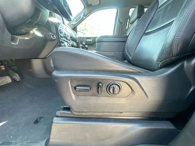 Used 2021 Red GMC Denali image 15